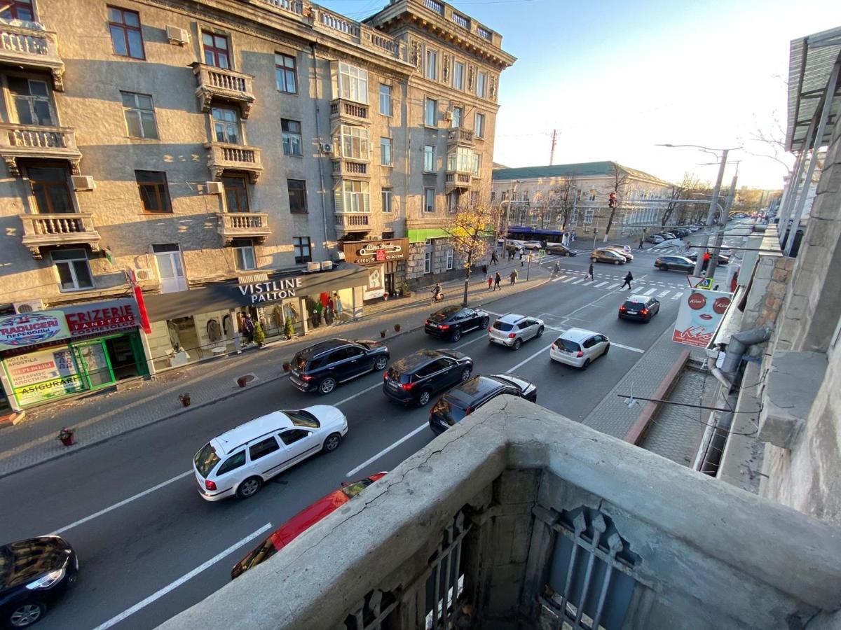 White New Apartments Ultracentral 2-Rooms In The Heart Chisinau Exterior photo